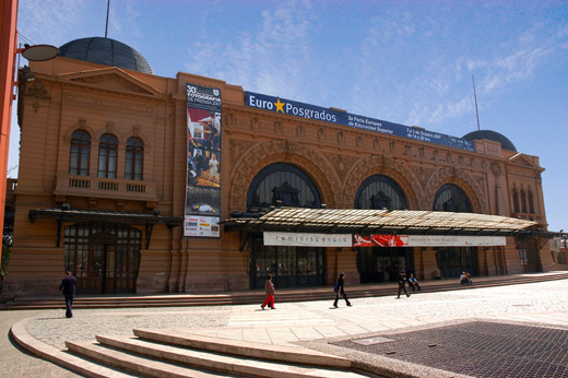 fachada-principal-centro-cultural-estacion-mapocho